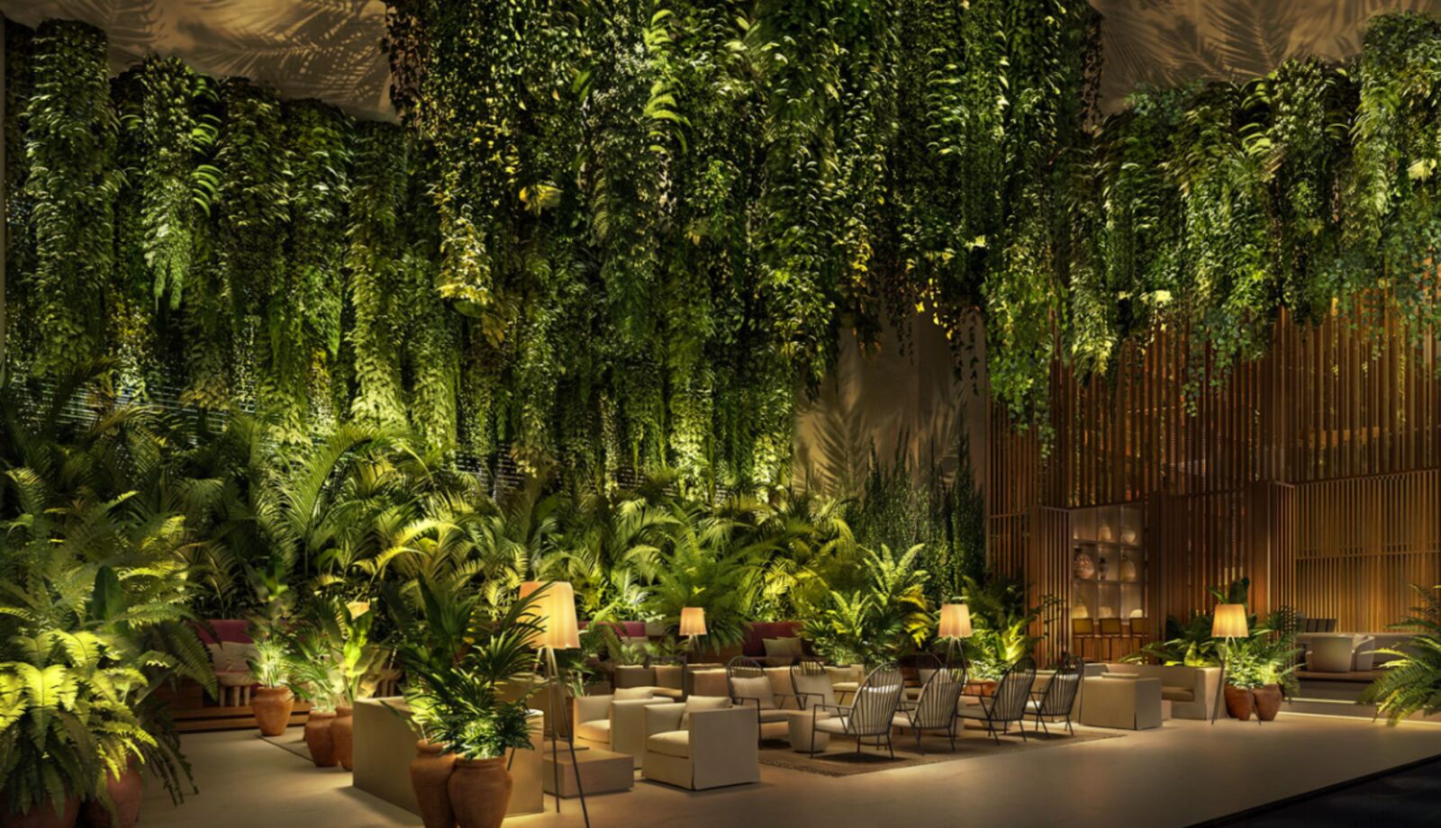 Forum Entrance: lobby con bosque colgante